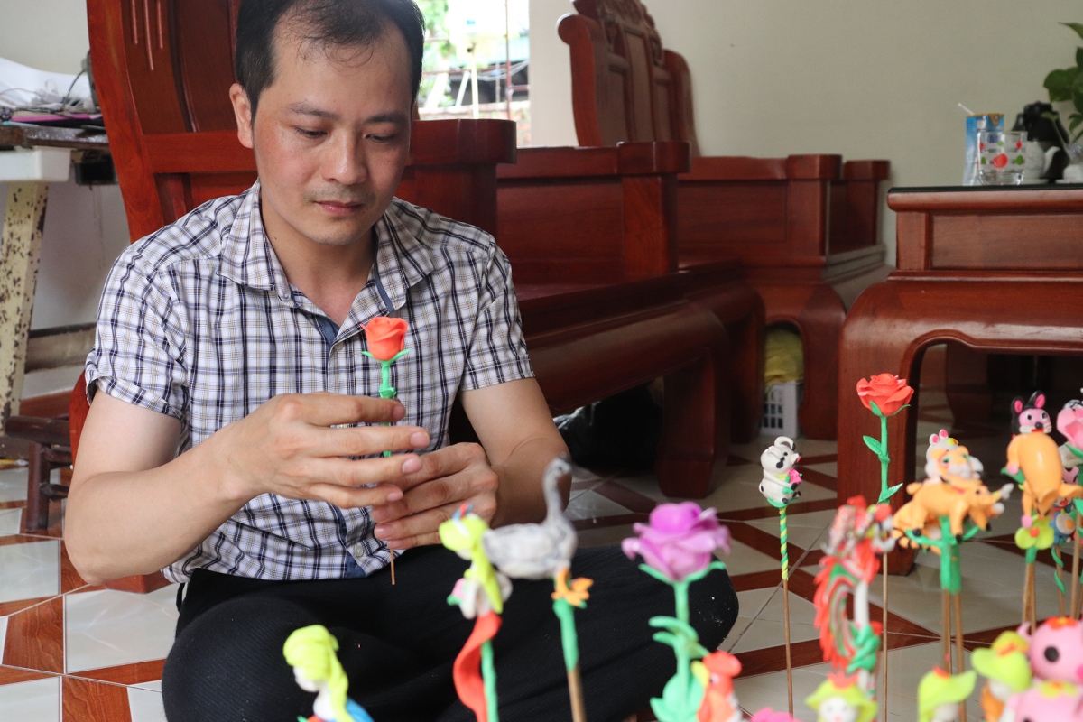Nghệ nhân Nguyễn Văn Thành và hành trình mang tò he “xuất ngoại“